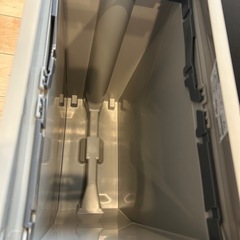 SOLOW 35L ペダルオープンゴミ箱の画像