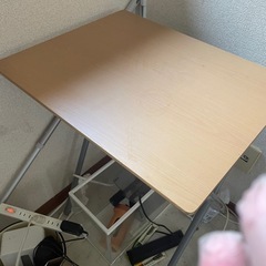 【取引予定あり】折りたたみ机の画像