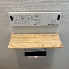壁に穴をあけないトイレットペーパーホルダー小物置き(INAXシルバータイプ用)の画像