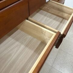 ★リユースのサカイ高崎店★TJ12448  整理ダンス 茶 H133×D45×W80.5 クリーニング済みの画像