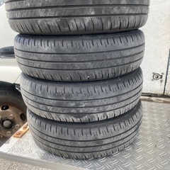中古タイヤ＆ホイルの画像