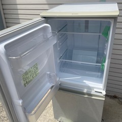 中古品 2ドア 冷蔵庫 SHARP 137L SJ-D14C-S の画像