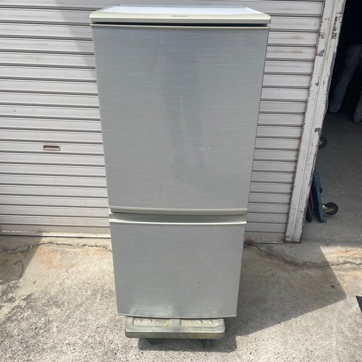 中古品 2ドア 冷蔵庫 SHARP 137L SJ-D14C-S (ならまる※プロフ