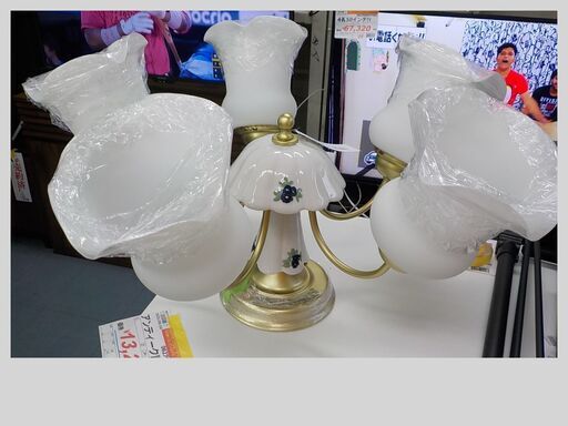 沖縄県与那原　お引取り限定　昭和レトロ ラタン家具 セット ラタンテーブル サイドテーブル アジアン家具 籐家具 昭和レトロ