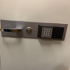 【引取り限定】アルソック金庫　新橋駅前の画像