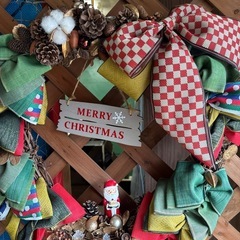 クリスマスリース（ヘリ使用の画像
