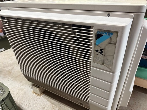 ダイキンルームエアコン2019年製29畳用室内機分解クリーニング