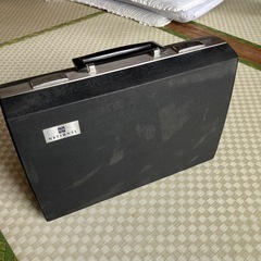 アンティークなテープレコーダーの画像