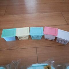 ミニコンテナBOXSまとめ売りの画像