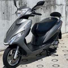 大人気セール‼️ピンクナンバー車両🩷安心のリアブレーキシュー新品✨️バッテリー充電済み🔋前後タイヤまだまだ山あり⛰️嬉しいオイル交換済み♻️燃費重視の方にオススメ♪ラクラク始動のインジェクション💥一流メーカーの社外マフラー付き🎧DT11A アドレス125✴の画像
