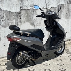 大人気セール‼️ピンクナンバー車両🩷安心のリアブレーキシュー新品✨️バッテリー充電済み🔋前後タイヤまだまだ山あり⛰️嬉しいオイル交換済み♻️燃費重視の方にオススメ♪ラクラク始動のインジェクション💥一流メーカーの社外マフラー付き🎧DT11A アドレス125✴の画像