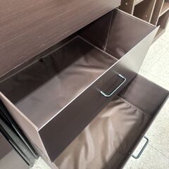 ★リユースのサカイ高崎店★TJ12455  三段棚 ダークブラウン H79.5×D40×W56.5 クリーニング済みの画像