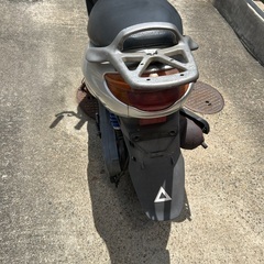 グランドアクシス100 SB01J の画像