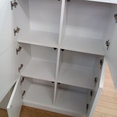 ★リユースのサカイつくば店★TK6100  扉付収納 ホワイト H112×D32×W72 クリーニング済みの画像