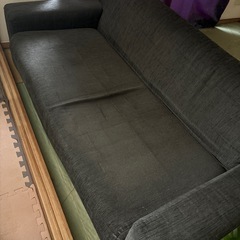 2人用ソファ　無料です！8/15破棄します　の画像