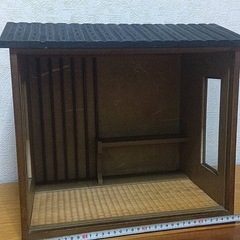 日本家屋風ショーケースの画像