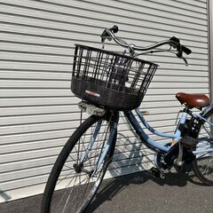 No722　大型バッテリー電動アシスト自転車　返金保証付き　26インチ　パナソニック　 ティモ・W　2017年型　ブルー　大型バッテリー16Ah（ロングモード60km以上）レンタサイクル店で使用していた自転車。メンテナンス済み。タイヤ、チューブ1年以内に交換、9分山。　返金保証付き　車体番号-78C3317の画像