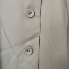 giornea ベージュ トレンチコート ノーカラー 5ボタン 9号サイズの画像