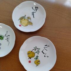 「決まりました」小皿　3枚の画像