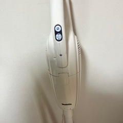 マキタ　コードレス掃除機の画像