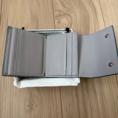 定価71,280円  CÉLINE 　三つ折り財布の画像