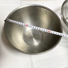 Used ボウルと水切りボウルの画像