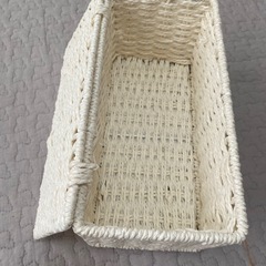 ニトリ　蓋付き収納の画像