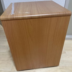サイドテーブルの画像