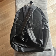 adidasリュックの画像