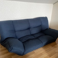 ソファの画像