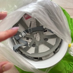 早い者勝ち！新品！防災 ヘルメット2個の画像
