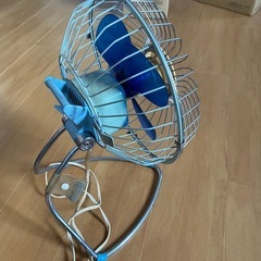 昭和レトロ 卓上扇風機 アンティーク 電気ファンの画像