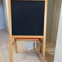 イケア IKEA MALA お絵かき用 イーゼル ホワイトボード 黒板 看板 子供の画像
