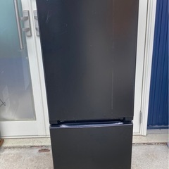 ノンフロン冷凍冷蔵庫  YRZ-F15J　40kg 2022年製の画像