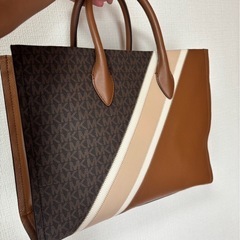 MICHAEL KORS  バックの画像