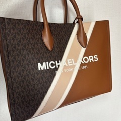 MICHAEL KORS  バックの画像
