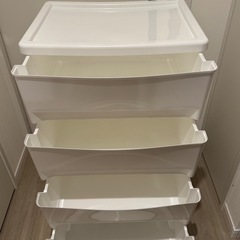 4段チェストの画像