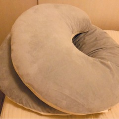 妊婦　抱き枕　授乳枕　背中クッション　シムス位　いびき防止にもの画像