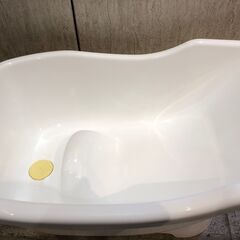 この商品も注目されています 沐浴ベビーバス くま ベビープール 赤ちゃん 内蔵空気入れ付き 新生児幼児 乳児 沐浴お風呂バスタブ軽量折りたたみ収納水慣れ子供キッズ 送料無料  沐浴ベビーバス くま ベビープール 赤ちゃん 内蔵空気入れ付き 新生児幼児 乳児 沐浴お風呂バスタブ軽量折りたたみ収納水慣れ子供キッズ  現在 3,199円  ベビーバス 大きい エアー 空気入れ 折りたたみ 沐浴 お風呂 赤ちゃん 新生児 乳幼児 子供 0歳 1歳 2歳 3歳 4歳 5歳 水遊び ミニプー 送料無料  ベビーバス の画像