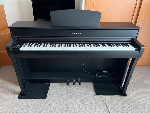 YAMAHA CLP735 ヤマハ電子ピアノ (ヘリ) 太秦の鍵盤楽器、ピアノ