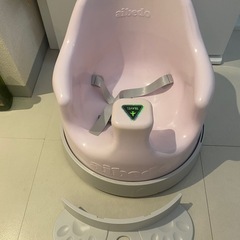 【無料】ベビーチェア クッション・キャスター付きの画像
