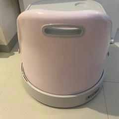 【無料】ベビーチェア クッション・キャスター付きの画像
