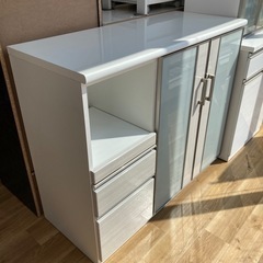 【トレファク高槻店】取りに来られる方限定！ニトリの２枚扉 キッチ...