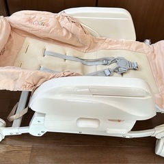ハイローチェア　手動スイングの画像