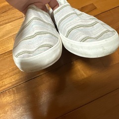 Keds ストライプ スリッポン キャンバススニーカーの画像
