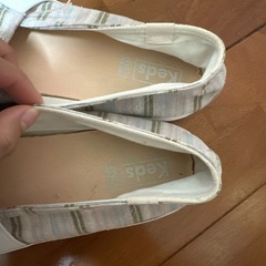 Keds ストライプ スリッポン キャンバススニーカーの画像