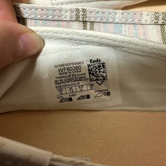 Keds ストライプ スリッポン キャンバススニーカーの画像