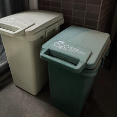 ECOコンテナ風の屋外用ゴミ箱セット（グリーン2個）の画像