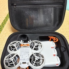 DJI Neo ドローン&バッテリー3個&付属品セットの画像