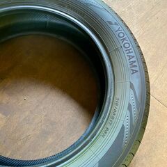 YOKOHAMAタイヤ BluEarth-RV03 215/60R17 96H 中古タイヤ4本セットの画像